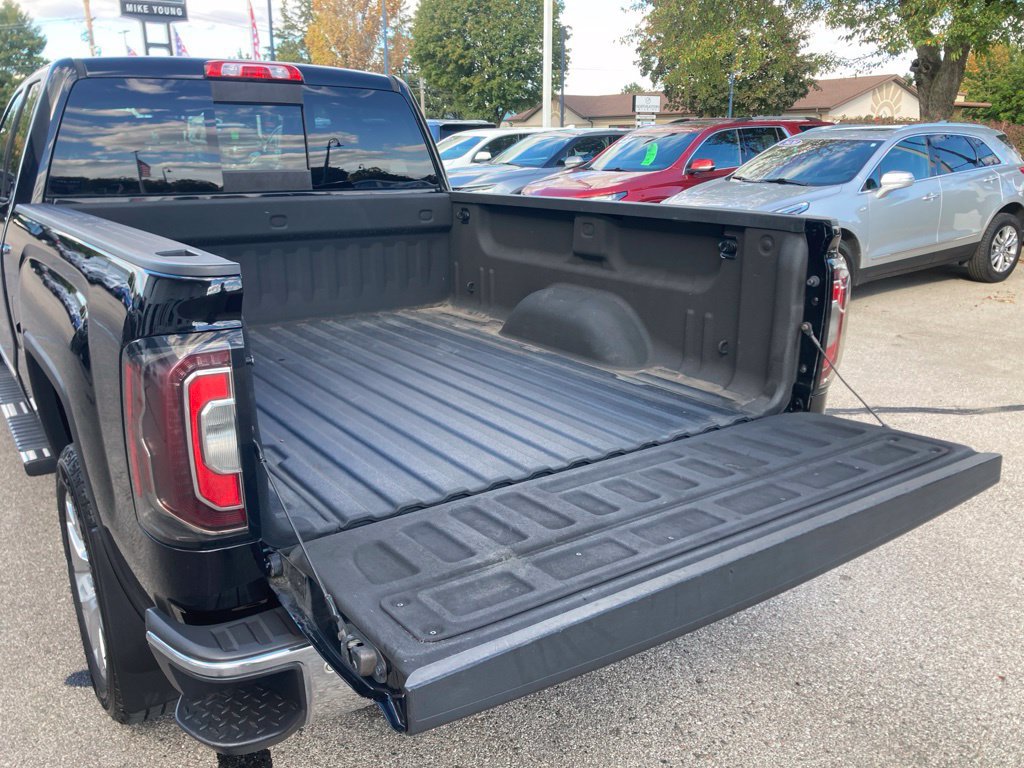 Used 2017 GMC Sierra 1500 SLT w/ SLT Premium Package AWD/4WD image 10