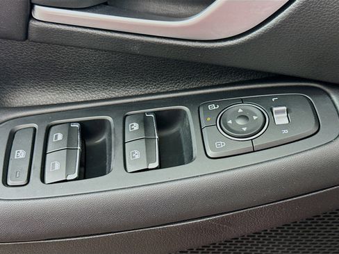 Used 2025 Hyundai Sonata SEL image 15