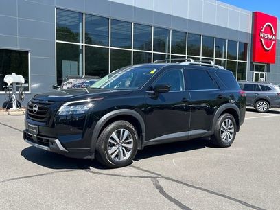 Certified 2023 Nissan Pathfinder SL w/ Black Appearance Package