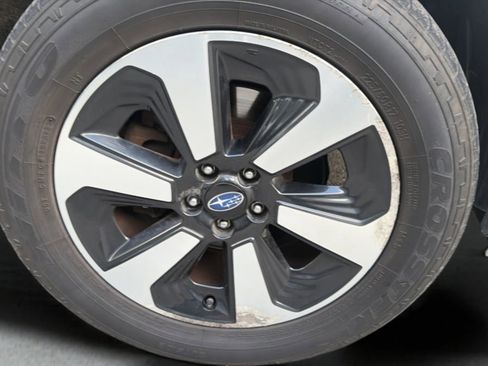 Used 2017 Subaru Forester 2.5i Limited AWD/4WD image 22