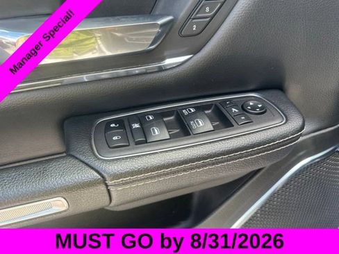 Used 2024 RAM 1500 Laramie AWD/4WD image 13