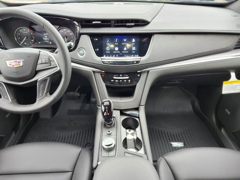 New 2026 Cadillac XT5 Luxury w/ LPO, Floor Liner Package image 12