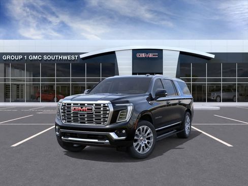 New 2026 GMC Yukon XL Denali w/ Sun & Power Step Package image 8