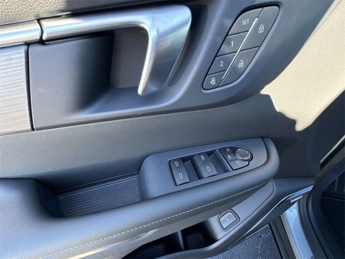 New 2026 Buick Enclave Preferred w/ Power Package image 13