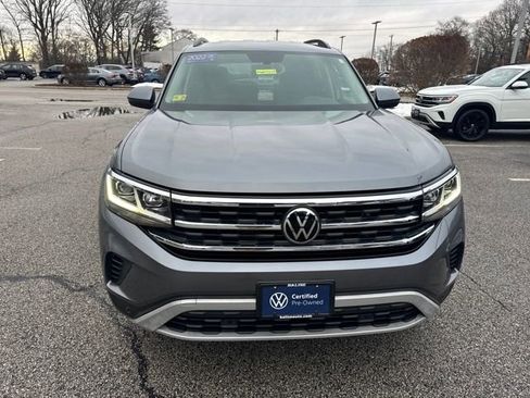 Certified 2022 Volkswagen Atlas SE image 2