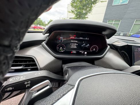 Used 2022 Audi RS e-tron GT w/ Carbon Performance Package AWD/4WD image 6