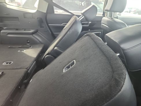 Used 2025 Kia Telluride S image 9