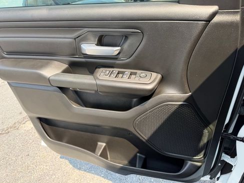 Used 2026 RAM 1500 Express AWD/4WD image 14