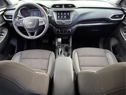 Used 2022 Chevrolet TrailBlazer LT w/ Driver Confidence Package FWD image 19