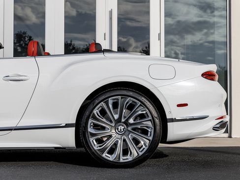 New 2025 Bentley Continental GT Speed image 9