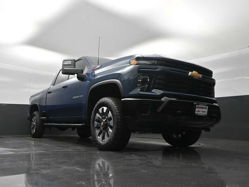 New 2026 Chevrolet Silverado 2500 Custom w/ Custom Convenience Package AWD/4WD image 19