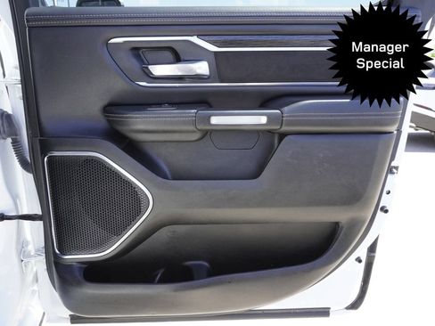 Used 2024 RAM 1500 Laramie AWD/4WD image 25