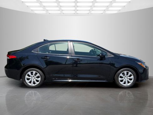 Used 2024 Toyota Corolla LE FWD image 6