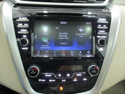 Used 2015 Nissan Murano Platinum w/ Platinum Technology Package image 23