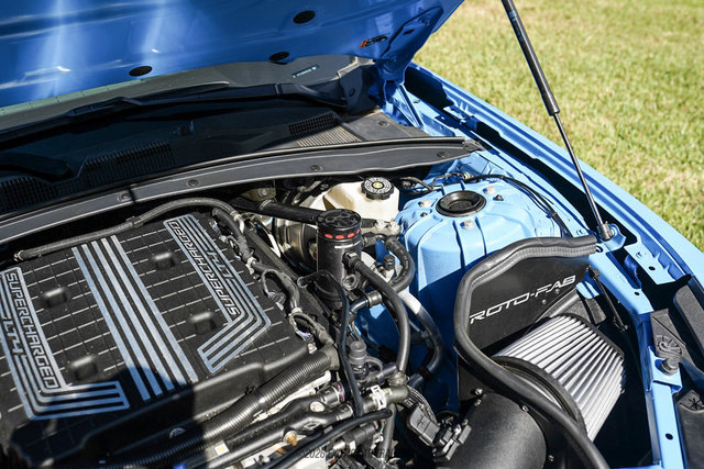 Used 2022 Chevrolet Camaro ZL1 RWD image 35