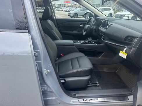 New 2026 Nissan Rogue SV image 13