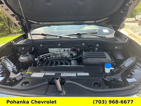 Used 2020 Volkswagen Atlas Cross Sport SE w/ Panoramic Sunroof Package AWD/4WD image 38