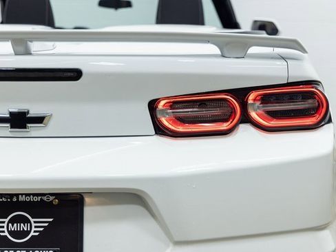Used 2023 Chevrolet Camaro LT w/ RS Package image 10
