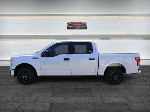 Used 2017 Ford F150 XLT RWD image 4