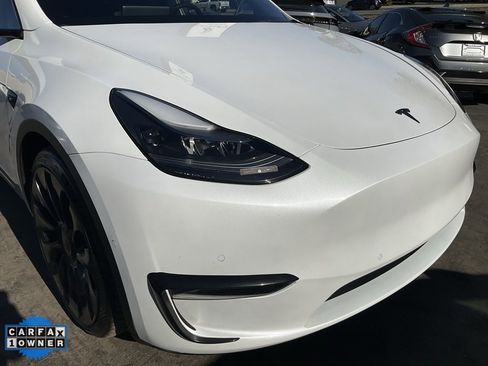 Used 2022 Tesla Model Y Performance image 71