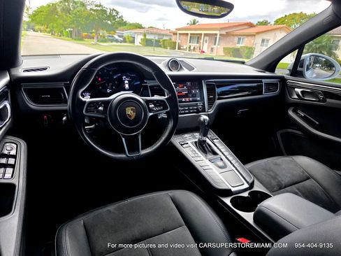 Used 2018 Porsche Macan Sport Edition image 34