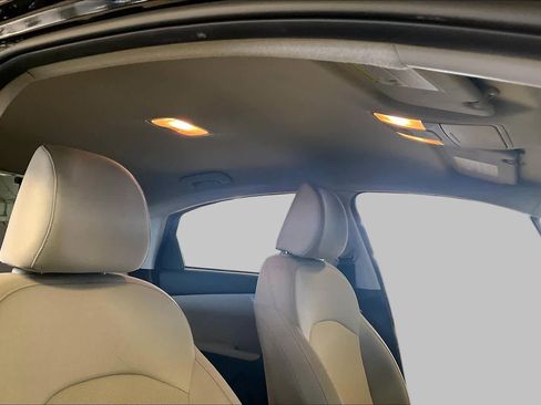 Used 2022 Kia Forte LXS w/ LXS Technology Package FWD image 13