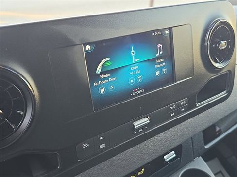 Used 2023 Mercedes-Benz Sprinter 2500 image 15