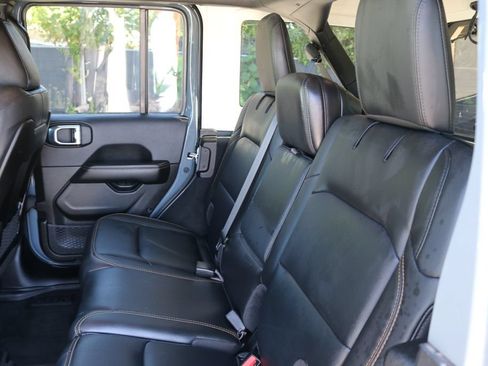 Used 2026 Jeep Wrangler Unlimited Sahara w/ Safety Group AWD/4WD image 16