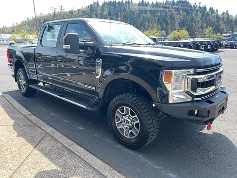 Used 2020 Ford F250 XL w/ STX Appearance Package AWD/4WD image 3