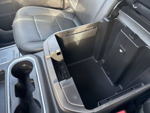 Used 2022 GMC Sierra 1500 SLT w/ SLT Premium Package image 26