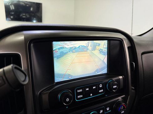 Used 2018 Chevrolet Silverado 1500 LT w/ All Star Edition AWD/4WD image 32