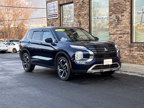 Used 2024 Mitsubishi Outlander SE image 7