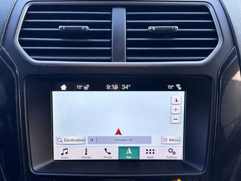 Used 2019 Ford Explorer XLT w/ Equipment Group 202A image 18