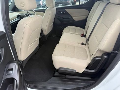 Certified 2024 Chevrolet Traverse LS AWD/4WD image 17