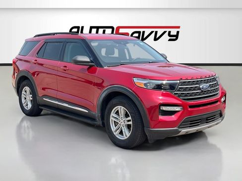 Used 2022 Ford Explorer XLT w/ Equipment Group 202A RWD image 1