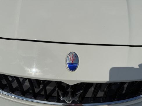 Used 2017 Maserati Ghibli RWD image 13