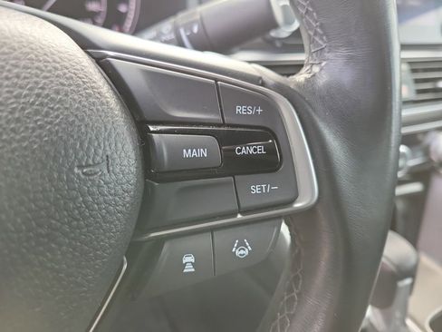 Used 2019 Honda Accord Sport image 21