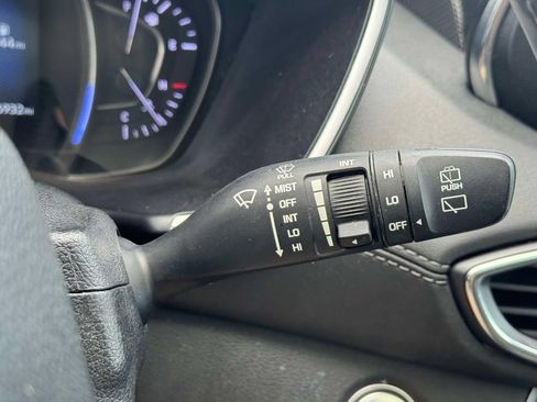 Used 2020 Hyundai Santa Fe SEL AWD/4WD image 25