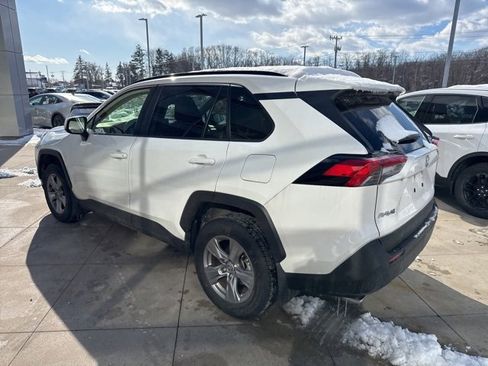 Used 2024 Toyota RAV4 XLE image 5