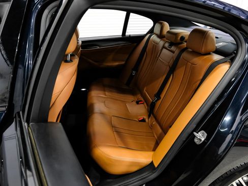 Used 2018 BMW 530i RWD image 21