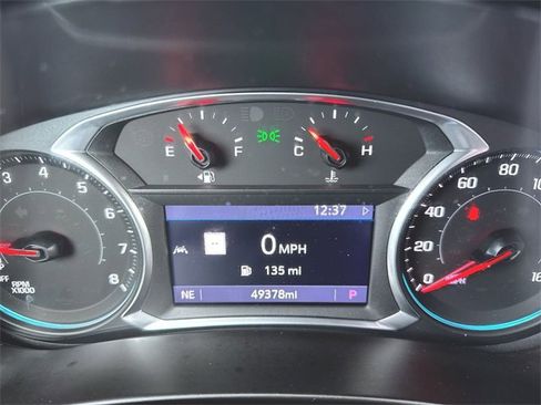 Used 2021 Chevrolet Equinox LT image 12