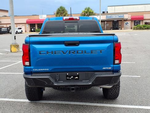 Used 2024 Chevrolet Colorado ZR2 w/ ZR2 Convenience Package III AWD/4WD image 6