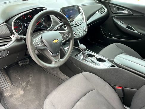 Used 2024 Chevrolet Malibu LT image 10