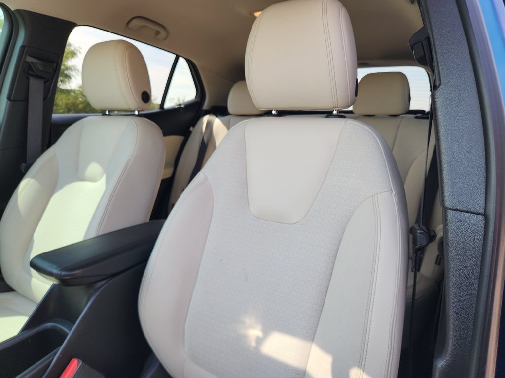 Used 2021 Buick Encore GX Preferred w/ Cold Weather Comfort Package AWD/4WD image 11
