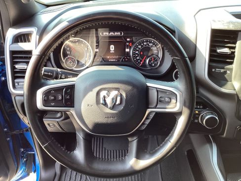 Used 2022 RAM 1500 Big Horn AWD/4WD image 15