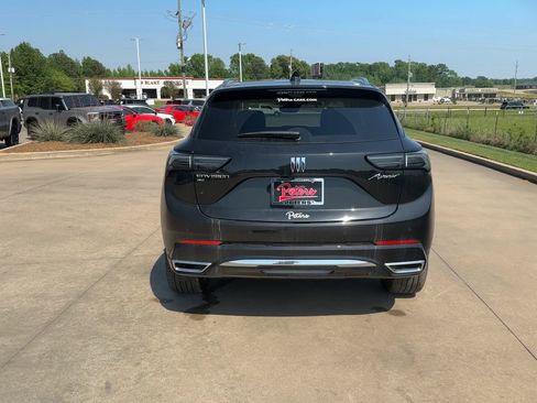 New 2025 Buick Envision Avenir image 7