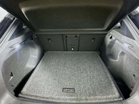 Used 2023 Volkswagen ID.4 Pro S Plus image 27