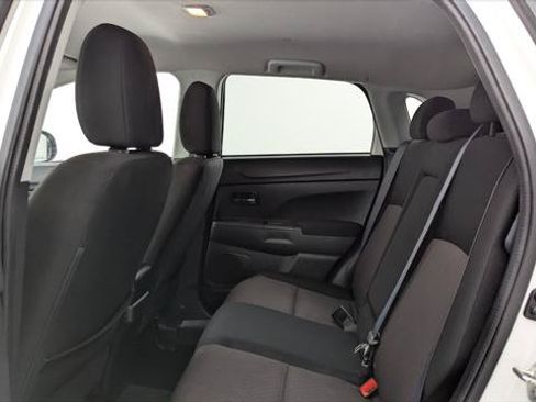 Used 2019 Mitsubishi Outlander Sport LE FWD image 17