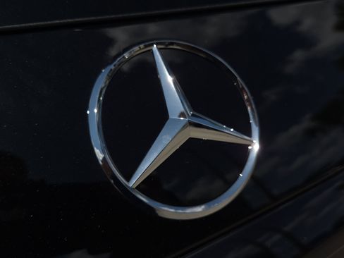 Used 2026 Mercedes-Benz GLC 300 image 35
