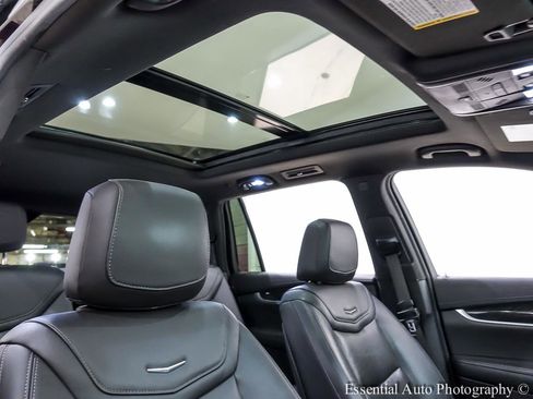 Used 2020 Cadillac XT6 Premium Luxury image 35